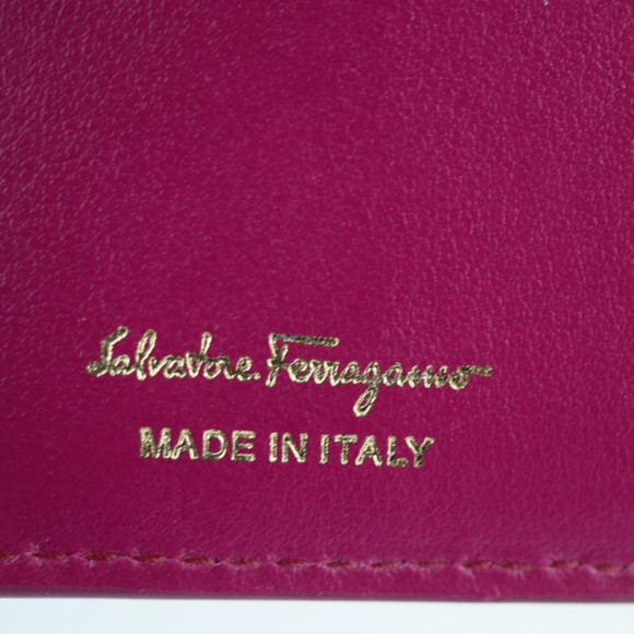 Salvatore Ferragamo Vara Calf Card Case Sangria - Picture 8 of 9